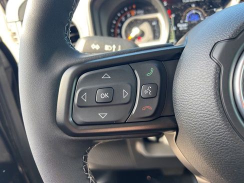 New 2025 Jeep Gladiator Sport image 22