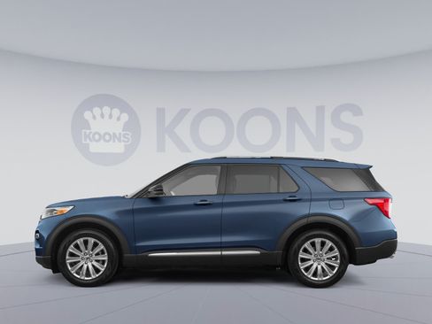 Used 2020 Ford Explorer Platinum w/ Premium Technology Package AWD/4WD image 2