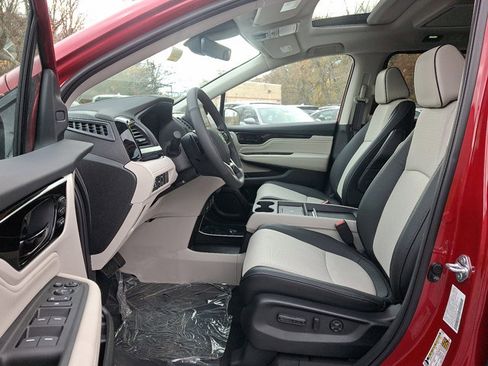 New 2026 Honda Odyssey Elite image 13