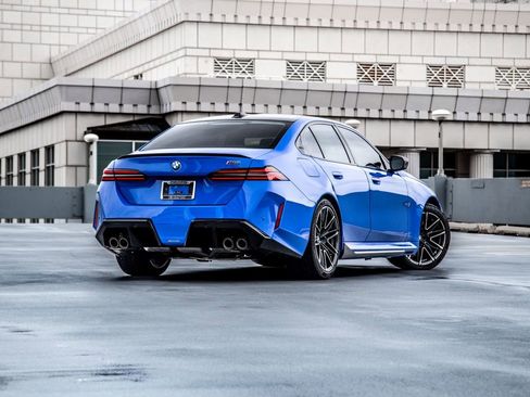 New 2026 BMW M5 w/ Carbon Package AWD/4WD image 7