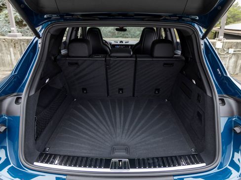 New 2025 Porsche Cayenne S image 45