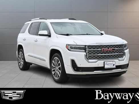 Used 2023 GMC Acadia Denali AWD/4WD image 4