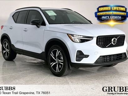 New 2026 Volvo XC40 B5 Core