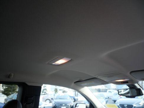 Used 2016 GMC Canyon SLE w/ All Terrain Adventure Package image 26