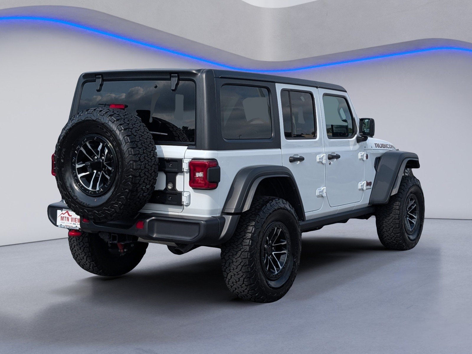 Used 2026 Jeep Wrangler Unlimited Rubicon w/ Xtreme 35 Tire Package AWD/4WD image 8