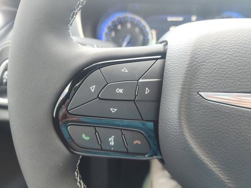 New 2026 Chrysler Pacifica Limited w/ S Appearance Package image 14