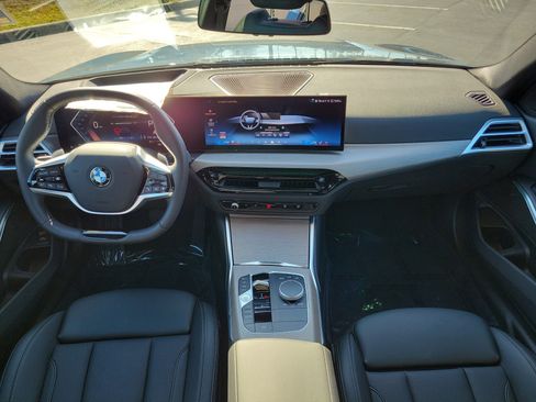 Certified 2025 BMW 330i Sedan image 13