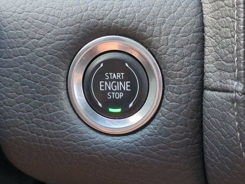 Used 2021 GMC Yukon Denali w/ Denali Premium Package AWD/4WD image 26