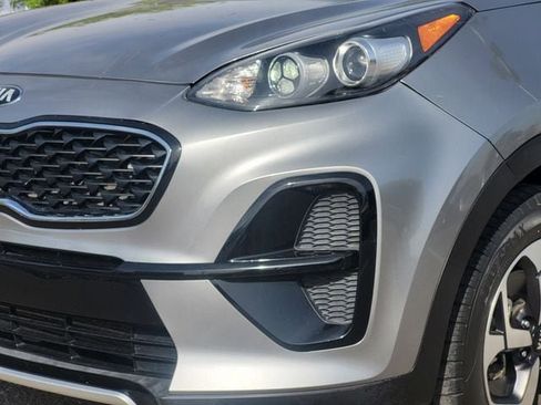 Used 2021 Kia Sportage LX image 5