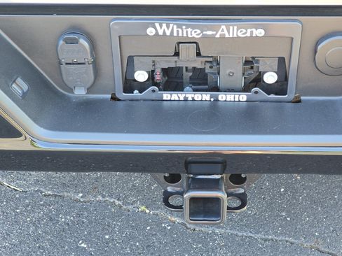 Used 2025 Chevrolet Silverado 1500 LT Trail Boss w/ Convenience Package II AWD/4WD image 18