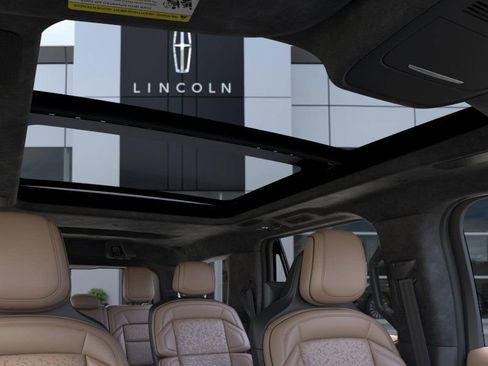 New 2025 Lincoln Navigator Black Label image 22
