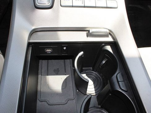 Used 2020 Hyundai Palisade Limited FWD image 21