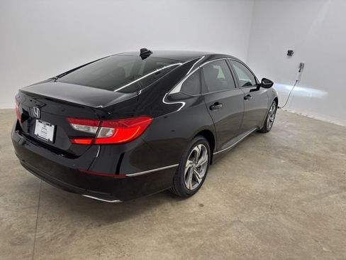 Certified 2018 Honda Accord EX image 5