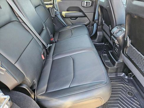 Used 2024 Jeep Wrangler Unlimited Rubicon 4xe image 19