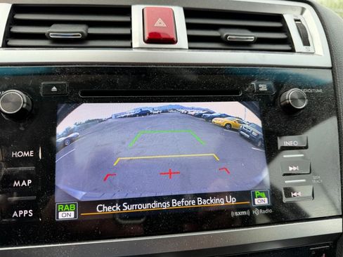 Used 2017 Subaru Outback 2.5i Limited image 11