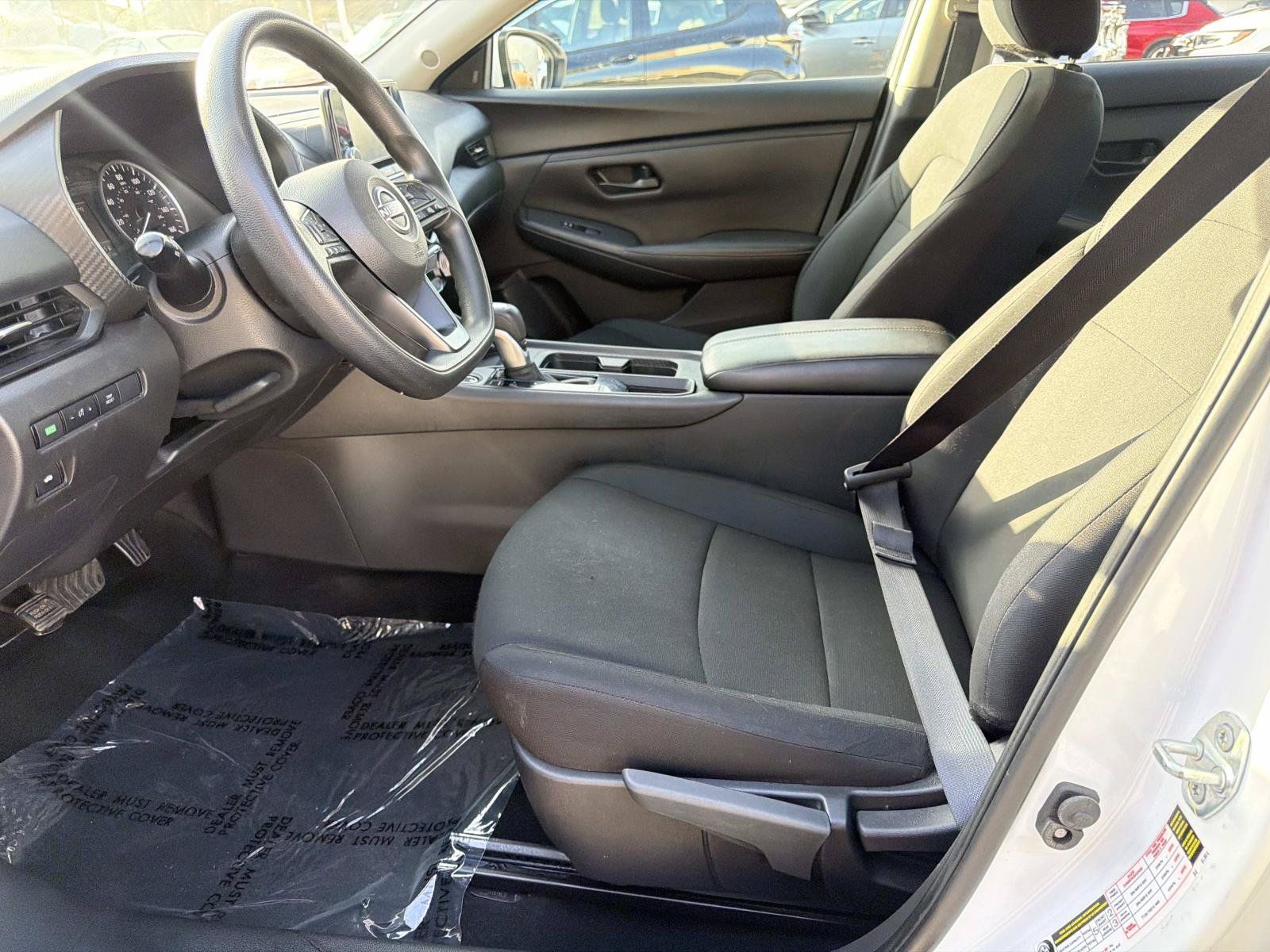 Used 2024 Nissan Sentra S FWD image 13