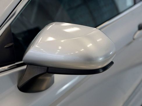 Used 2019 Toyota Camry SE image 12