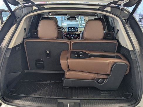 Used 2025 Acura MDX SH-AWD w/ Technology Package image 31