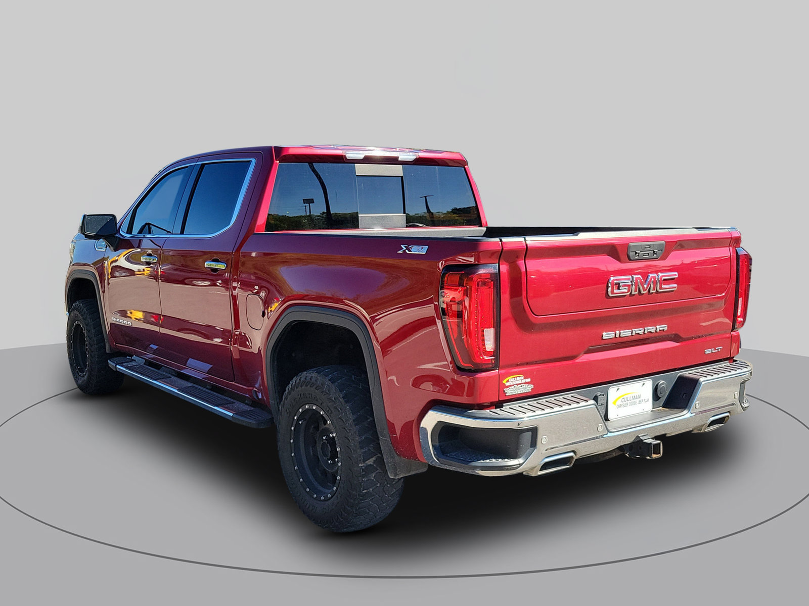Used 2019 GMC Sierra 1500 SLT w/ SLT Premium Plus Package AWD/4WD image 5