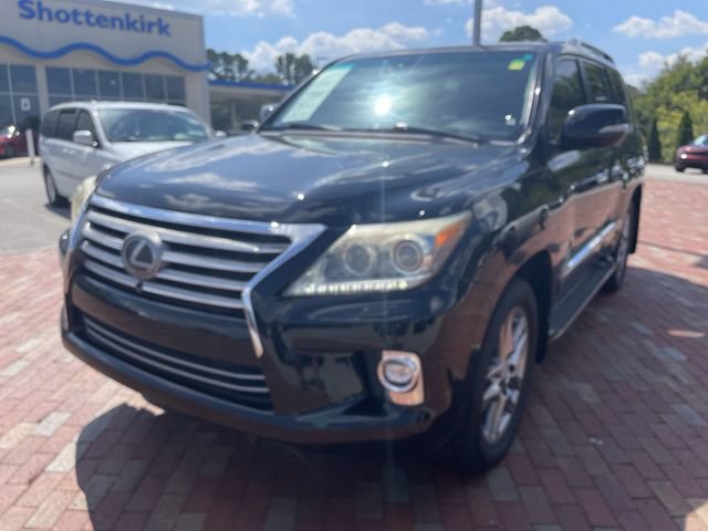 Used 2015 Lexus LX 570 4WD image 1