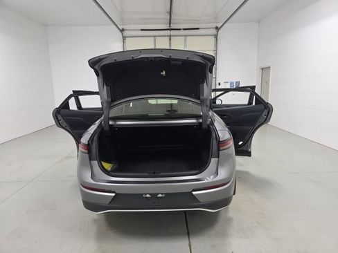 New 2026 Toyota Crown XLE image 15