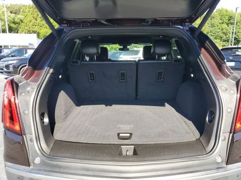 Used 2020 Cadillac XT5 Luxury w/ LPO, Floor Liner Package FWD image 8
