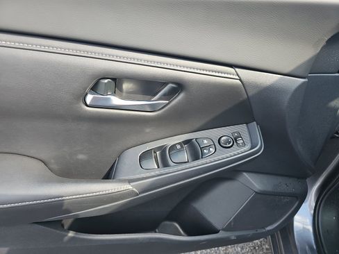 Used 2023 Nissan Sentra SV image 15