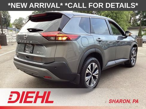 Used 2022 Nissan Rogue SV AWD/4WD image 7