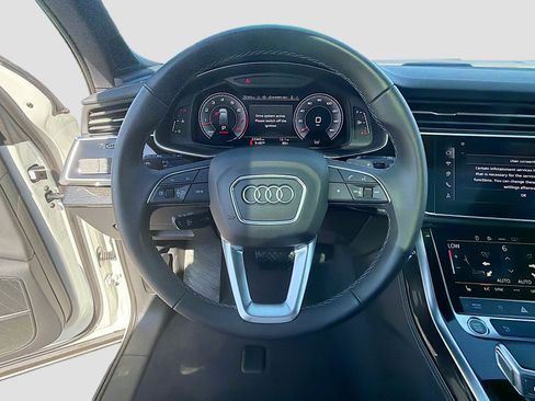 Used 2025 Audi Q7 3.0T Premium Plus AWD/4WD image 40