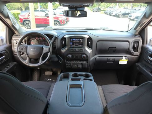Used 2026 Chevrolet Silverado 2500 Custom w/ Custom Value Package AWD/4WD image 19