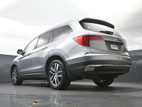 Used 2017 Honda Pilot Touring image 31