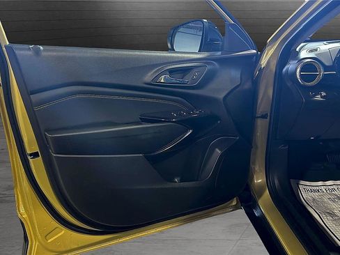 Used 2025 Chevrolet Trax ACTIV w/ Driver Confidence Package image 22