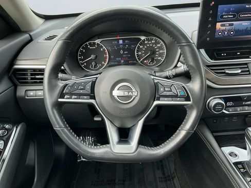Used 2023 Nissan Altima 2.5 SL AWD/4WD image 13