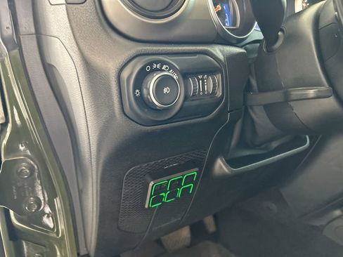 Used 2021 Jeep Wrangler Unlimited Sport image 37