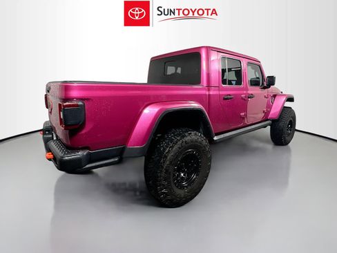 Used 2024 Jeep Gladiator Mojave AWD/4WD image 4