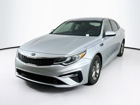Used 2019 Kia Optima LX FWD image 3