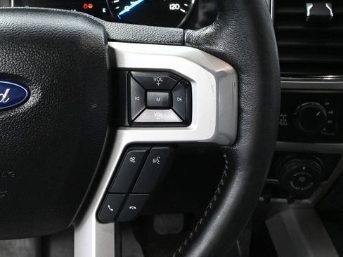 Used 2018 Ford F150 Lariat w/ Equipment Group 502A Luxury AWD/4WD image 32