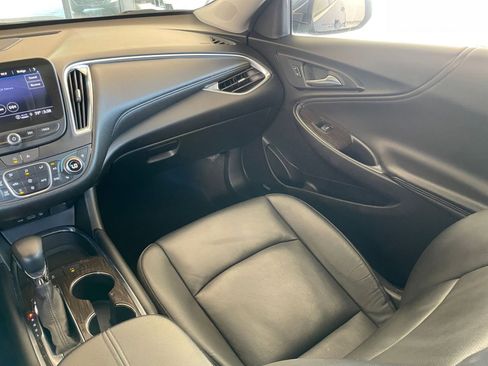 Used 2024 Chevrolet Malibu LT image 35