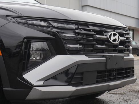 Used 2025 Hyundai Tucson SEL FWD image 3