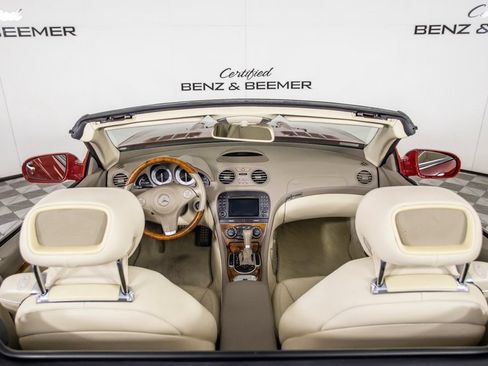 Used 2009 Mercedes-Benz SL 550 image 11