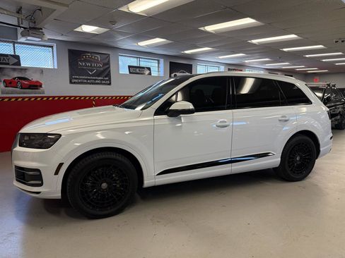 Used 2019 Audi Q7 3.0T Premium Plus w/ Premium Plus Package AWD/4WD image 3