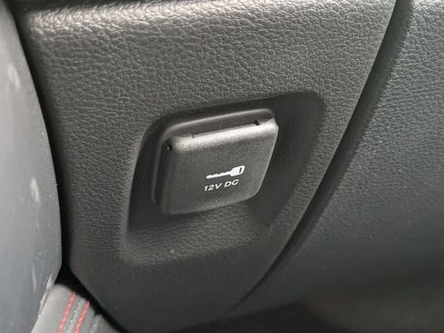 Used 2025 Dodge Durango GT AWD/4WD image 25