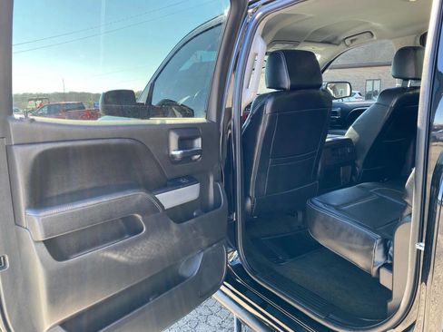Used 2018 Chevrolet Silverado 1500 LT w/ All Star Edition image 22