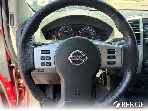 Used 2017 Nissan Frontier SV w/ SV Value Truck Package RWD image 14