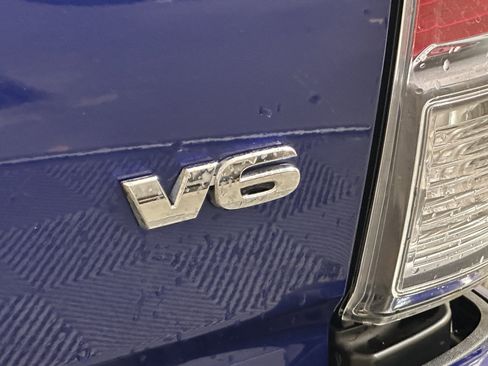 Used 2023 Toyota Tacoma TRD Sport image 41