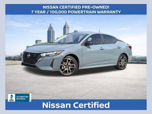 Certified 2025 Nissan Sentra SR FWD image 1