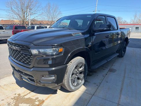 New 2026 RAM 1500 4x4 Crew Cab image 7