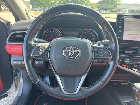 Used 2022 Toyota Camry XSE FWD image 28