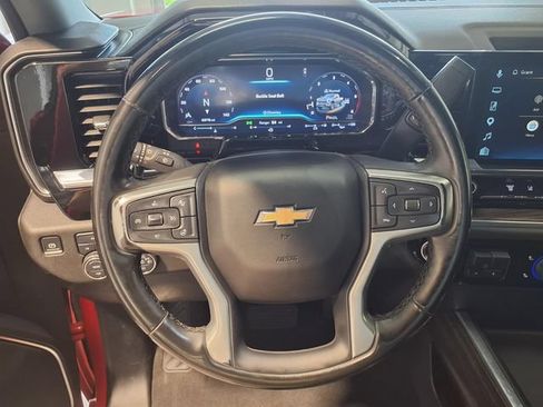 Used 2025 Chevrolet Silverado 2500 LT AWD/4WD image 11