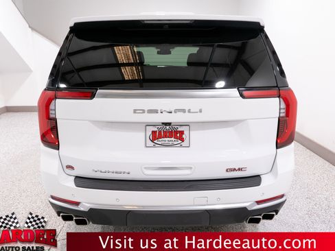 Used 2025 GMC Yukon Denali image 4